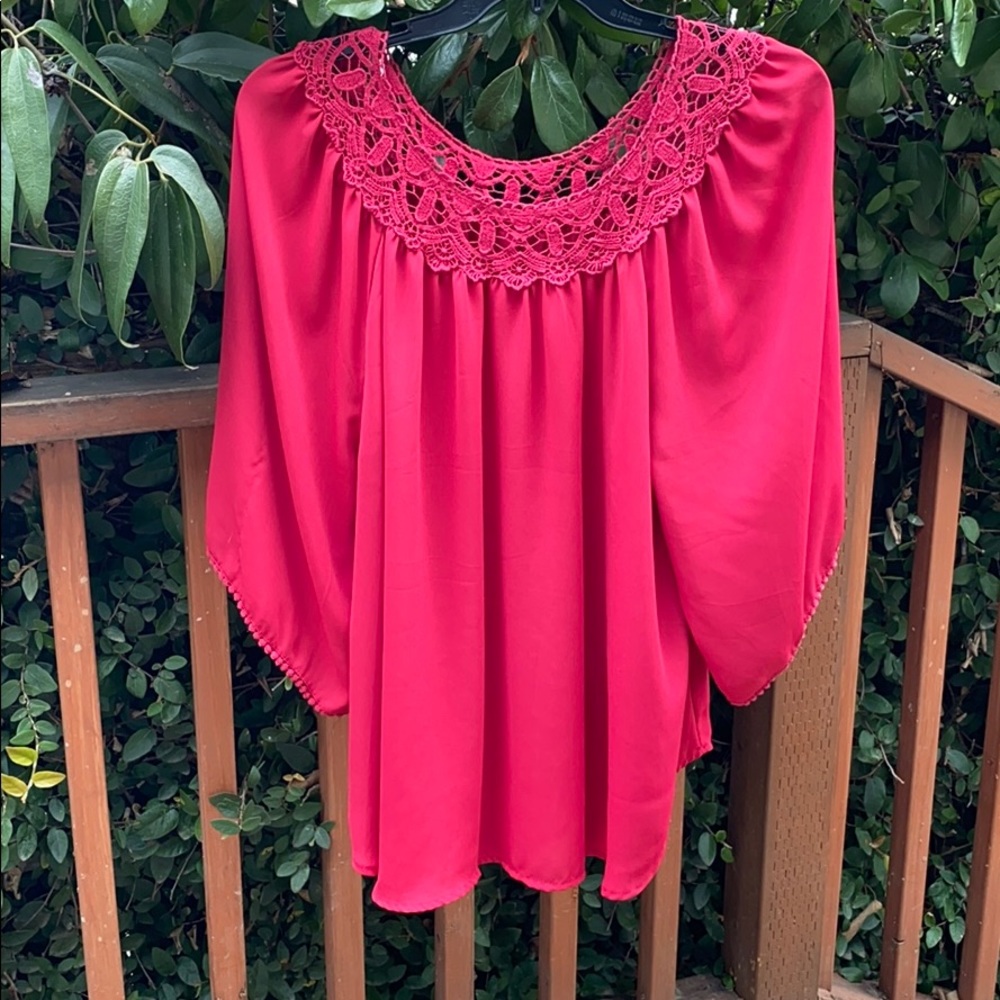 Red blouse - Picture 3 of 6